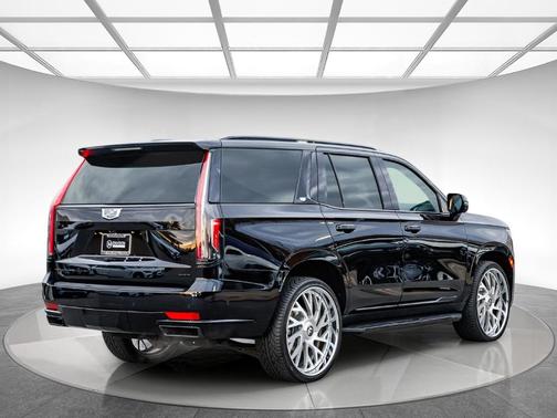 2023 Cadillac Escalade Sport