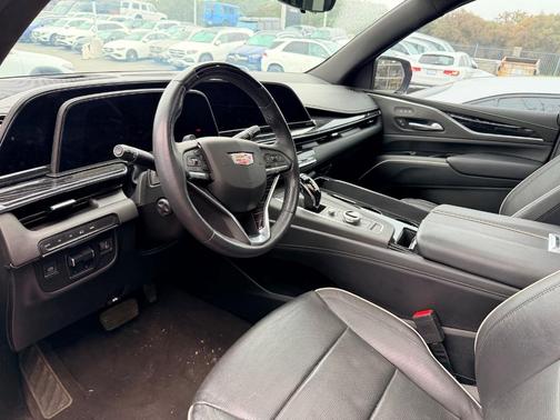 2023 Cadillac Escalade Sport