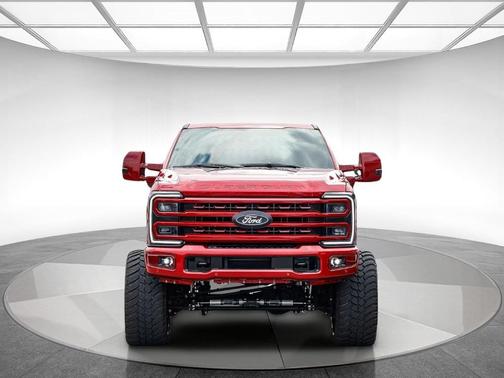 Rapid Red Metallic Tinted Clearcoat 2024 Ford F-250 Platinum