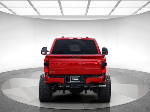 Rapid Red Metallic Tinted Clearcoat 2024 Ford F-250 Platinum