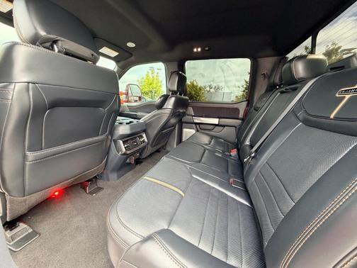 Rapid Red Metallic Tinted Clearcoat 2024 Ford F-250 Platinum