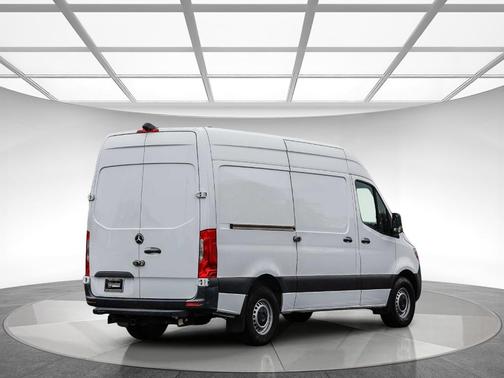 2023 Mercedes-Benz Sprinter 2500 144 WB
