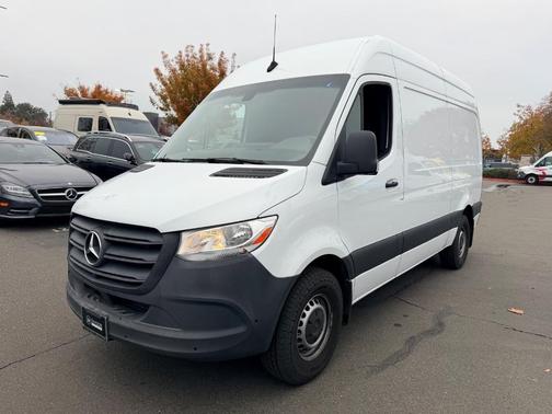 2023 Mercedes-Benz Sprinter 2500 144 WB