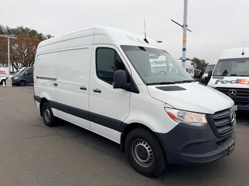 2023 Mercedes-Benz Sprinter 2500 144 WB