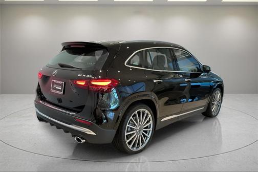 2025 Mercedes-Benz AMG GLA 35 Base