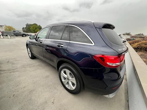 2018 Mercedes-Benz GLC 300 Base 4MATIC