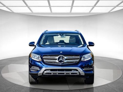 2018 Mercedes-Benz GLC 300 Base 4MATIC