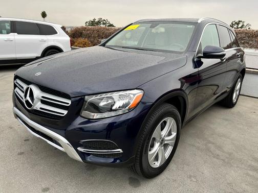 2018 Mercedes-Benz GLC 300 Base 4MATIC