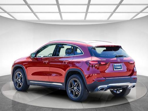 MANUFAKTUR PATA 2026 Mercedes-Benz GLA 250 Base 4MATIC