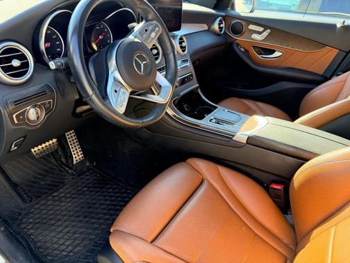 2021 Mercedes-Benz GLC 300 4MATIC Coupe