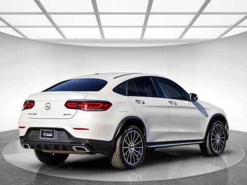 2021 Mercedes-Benz GLC 300 4MATIC Coupe