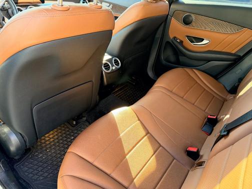 2021 Mercedes-Benz GLC 300 4MATIC Coupe