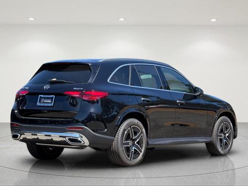 Black 2026 Mercedes-Benz GLC 300 Base 4MATIC