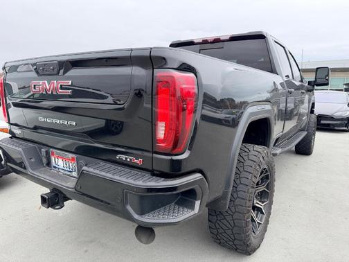 2021 GMC Sierra 2500 AT4