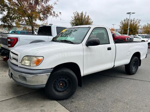2005 Toyota Tundra Base