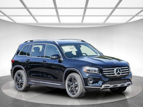 Black 2026 Mercedes-Benz GLB 250 Base