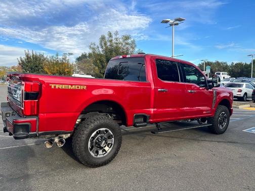 2024 Ford F-250 Platinum