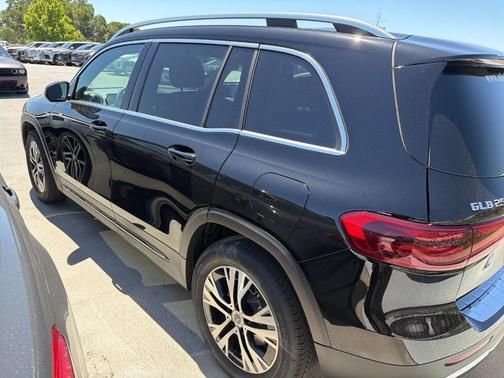Black 2026 Mercedes-Benz GLB 250 Base