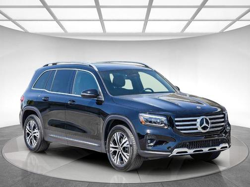 Midnight Black 2026 Mercedes-Benz GLB 250 Base