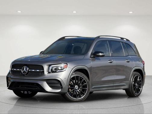 Metallic 2023 Mercedes-Benz GLB 250 Base 4MATIC
