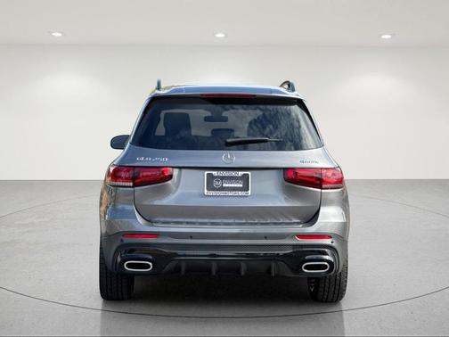 Mountain Gray Metallic 2023 Mercedes-Benz GLB 250 Base 4MATIC