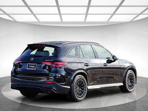 2026 Mercedes-Benz AMG GLC 43 Base