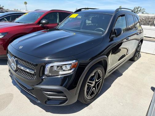 Night Black 2022 Mercedes-Benz GLB 250 Base 4MATIC