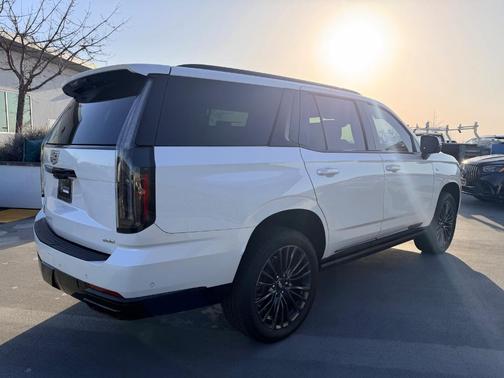 2025 Cadillac Escalade Sport Platinum