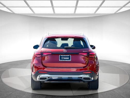 2026 Mercedes-Benz GLC 350e Base 4MATIC