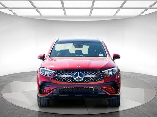 2026 Mercedes-Benz GLC 350e Base 4MATIC