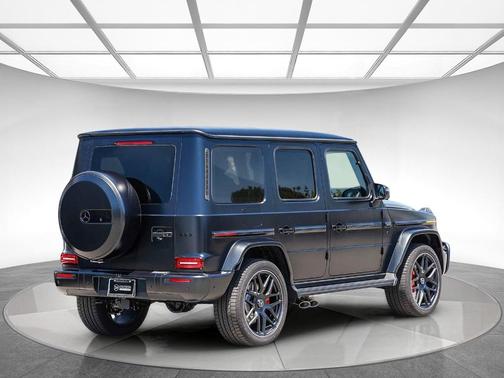 MANUFAKTUR NIGH 2026 Mercedes-Benz AMG G 63 Base