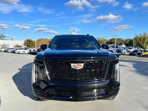 2025 Cadillac Escalade Sport