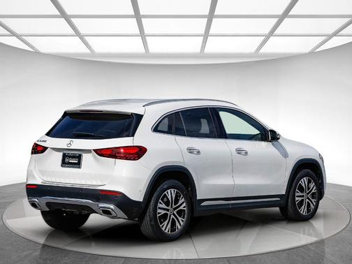 2025 Mercedes-Benz GLA 250 Base