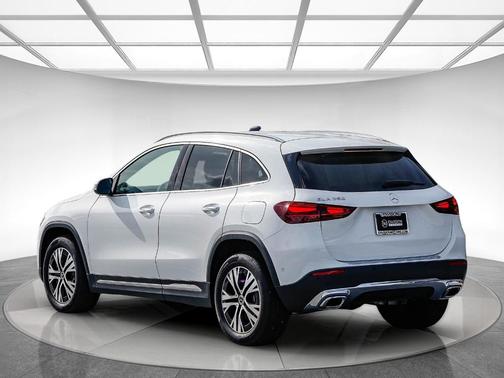 2025 Mercedes-Benz GLA 250 Base