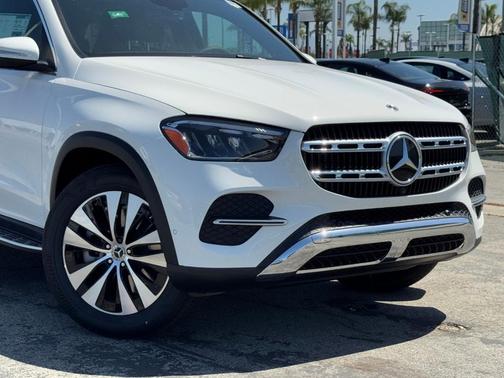 2026 Mercedes-Benz GLE 450e Base 4MATIC