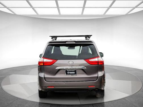 2019 Toyota Sienna Limited Premium