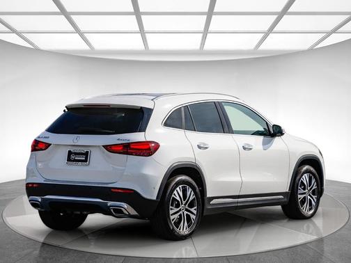 2025 Mercedes-Benz GLA 250 Base 4MATIC