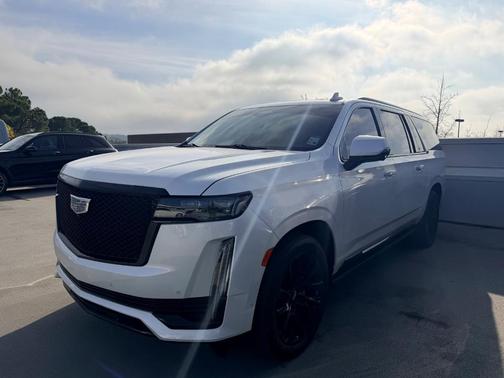 2023 Cadillac Escalade ESV Sport