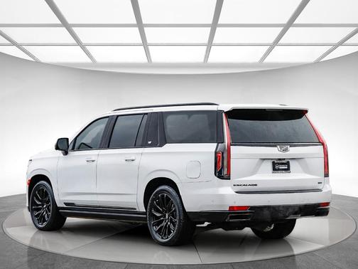 2023 Cadillac Escalade ESV Sport