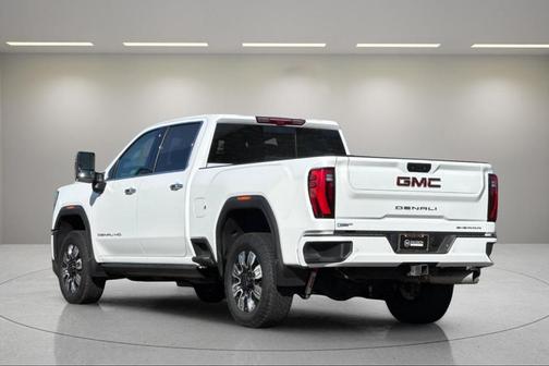 2024 GMC Sierra 2500 Denali