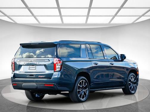 2021 Chevrolet Suburban RST
