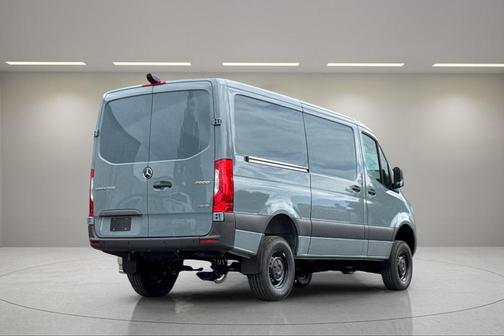 2025 Mercedes-Benz Sprinter 2500 Standard Roof