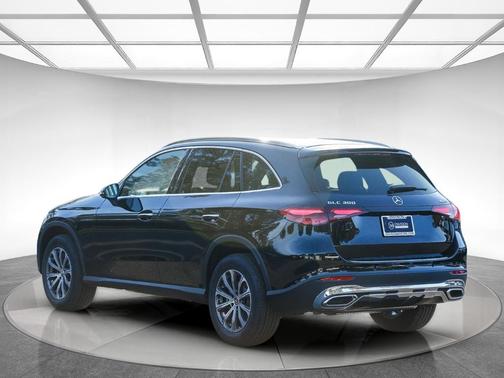 2026 Mercedes-Benz GLC 300 Base 4MATIC