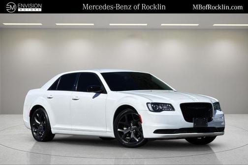 2022 Chrysler 300 Touring