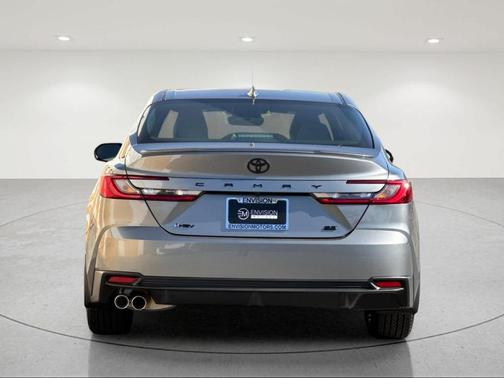 Metal 2026 Toyota Camry SE