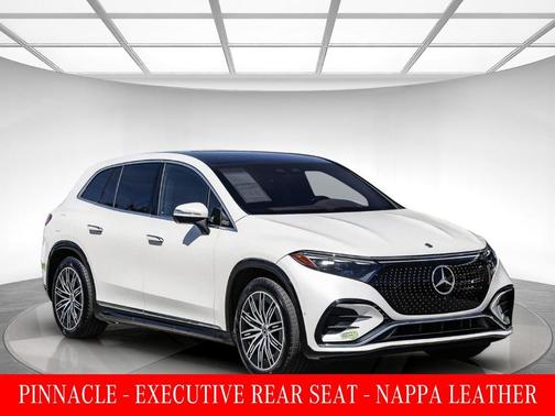 MANUFAKTUR Diamond White Metallic 2023 Mercedes-Benz EQS 580 Base 4MATIC