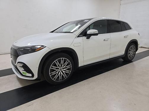 MANUFAKTUR Diamond White Metallic 2023 Mercedes-Benz EQS 580 Base 4MATIC
