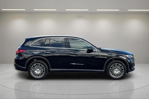 2024 Mercedes-Benz GLC 300 Base 4MATIC