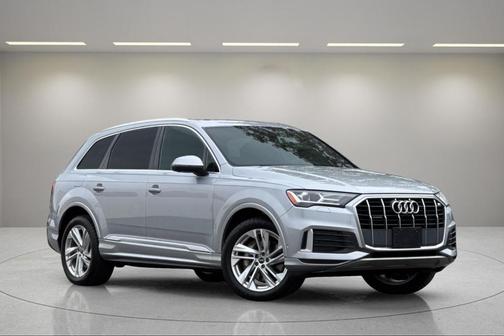 2021 Audi Q7 45 Premium Plus