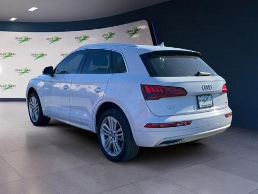 2020 Audi Q5 40 Premium Plus